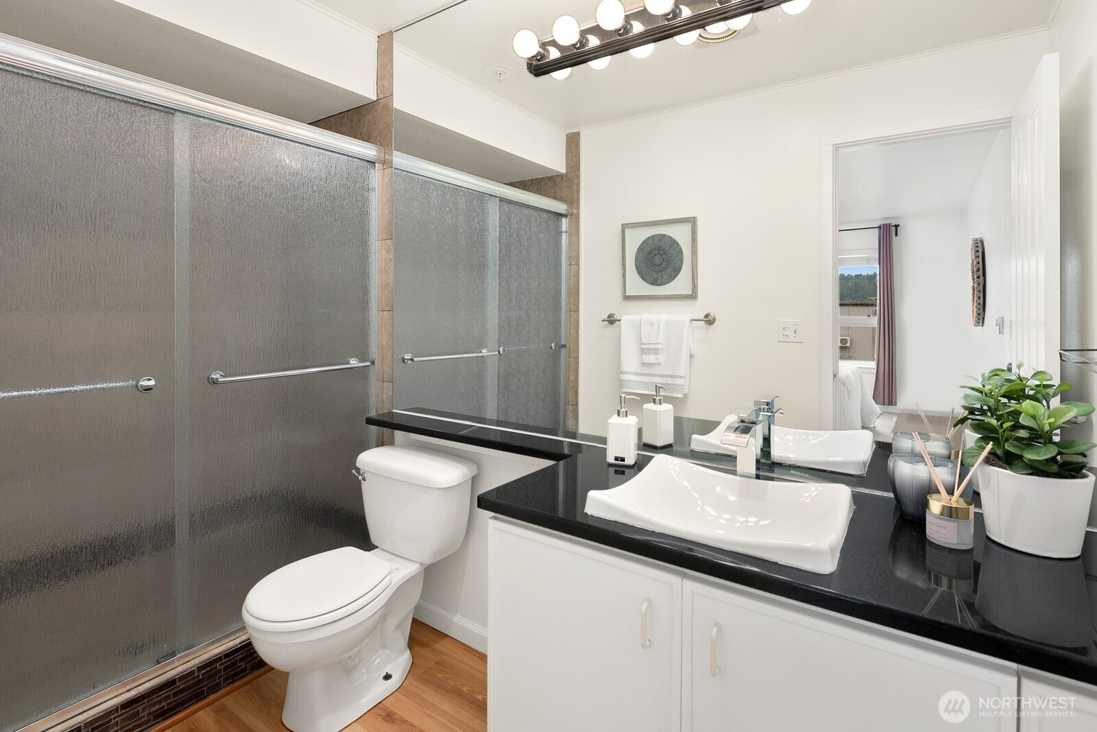 1504 Aurora Avenue N #311, Seattle, WA 98109