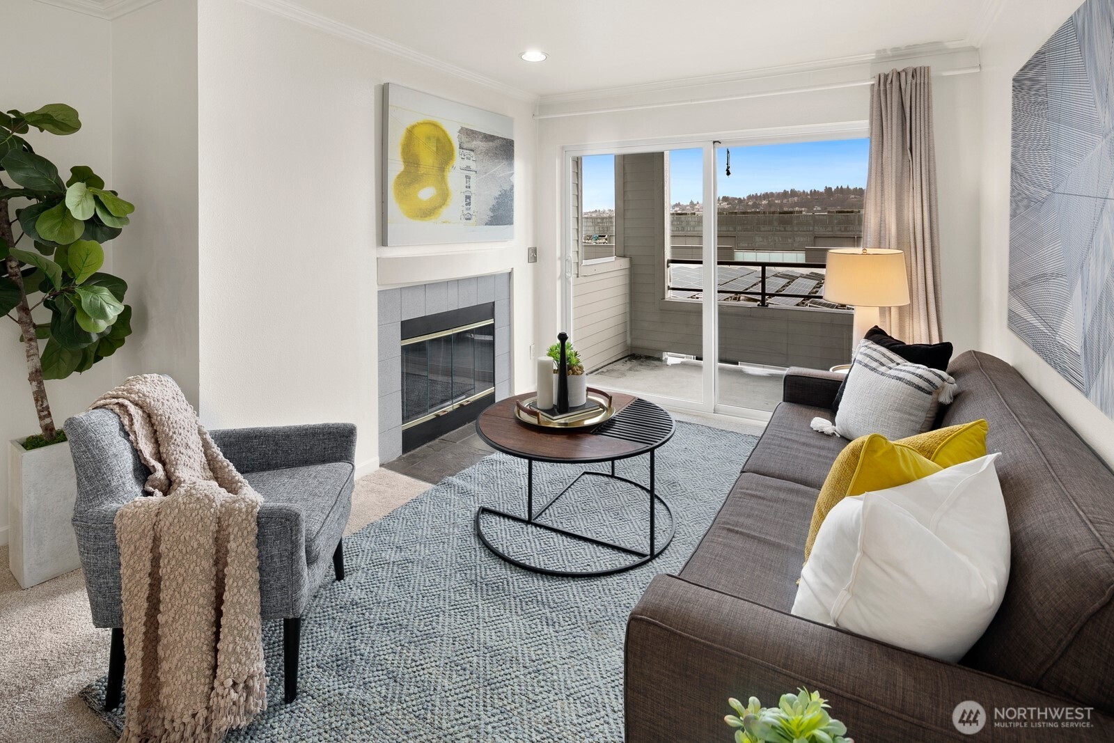 1504 Aurora Avenue N #311, Seattle, WA 98109