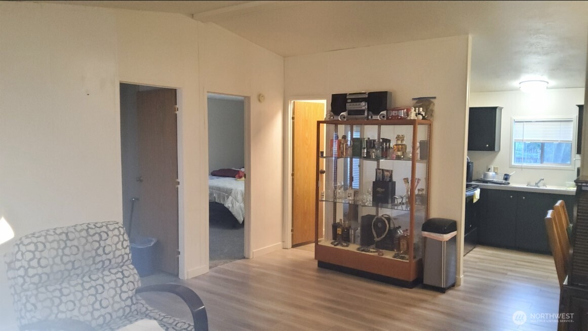 3333 228th Street SE #23, Bothell, WA 98021-8952