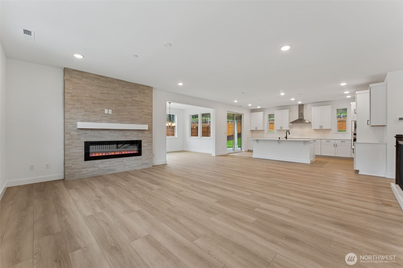 15706 210th Avenue E #312, Bonney Lake, WA 98391