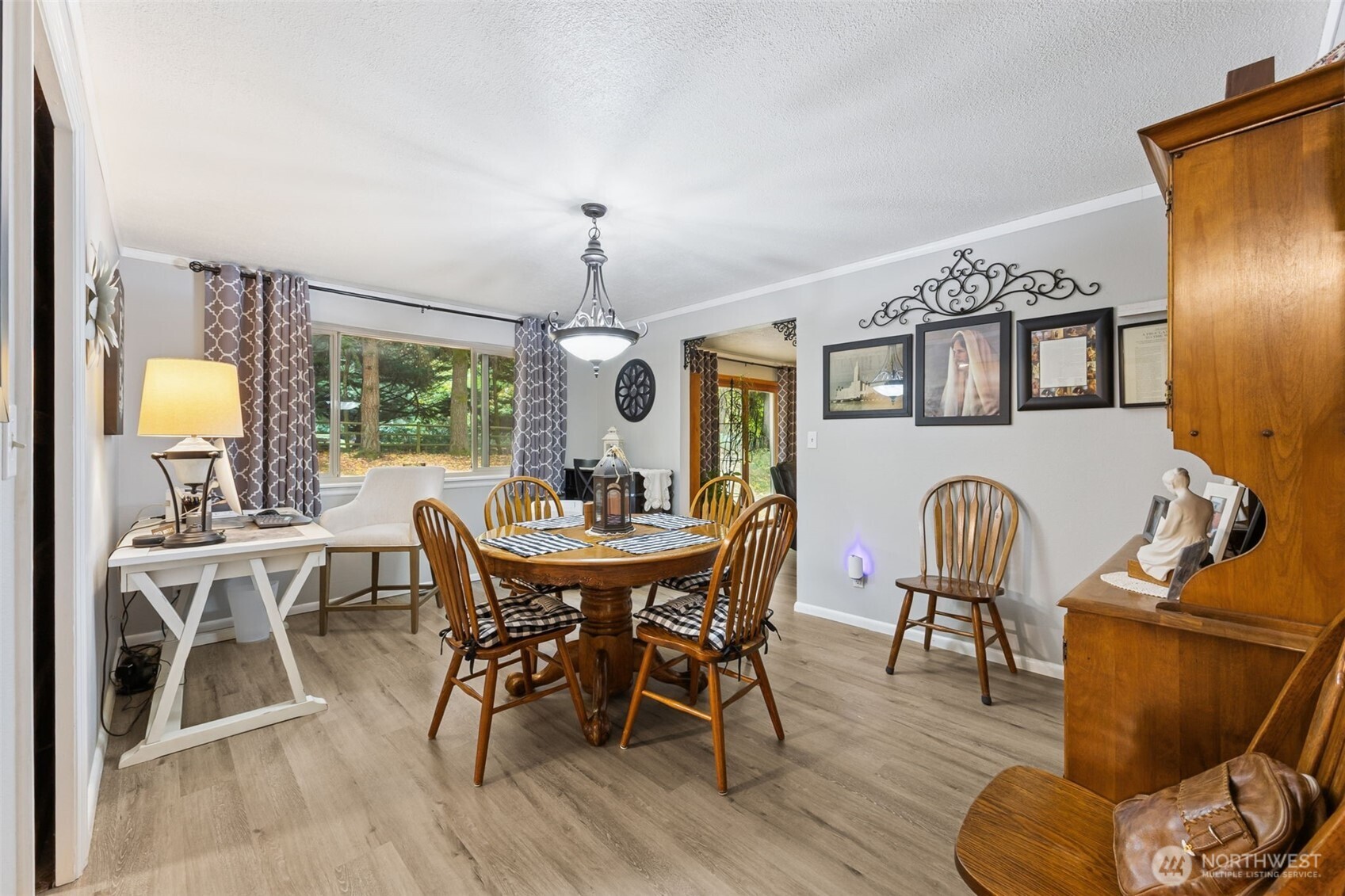 5700 Cooper Point Road NW, Olympia, WA 98502