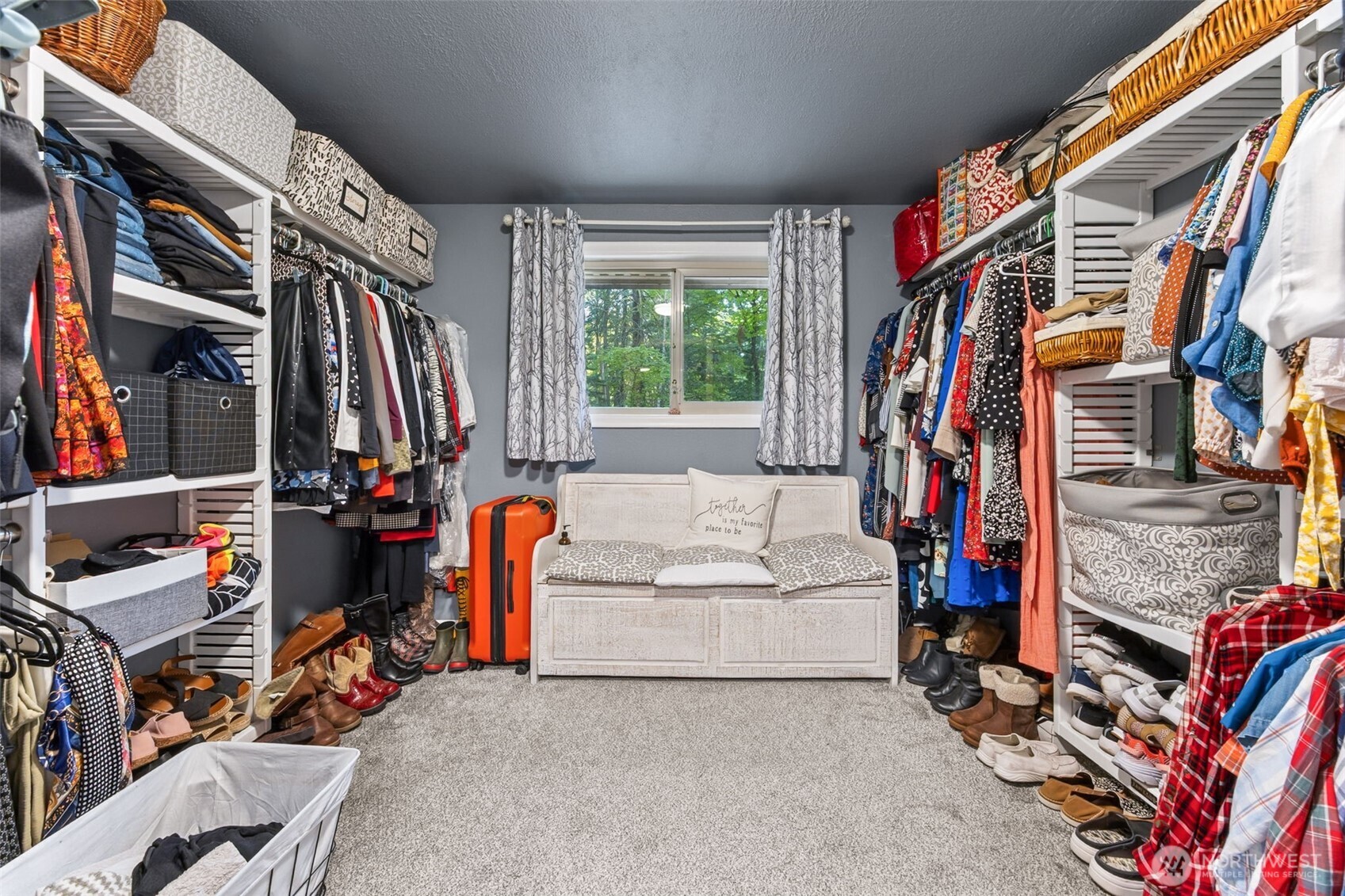 5700 Cooper Point Road NW, Olympia, WA 98502