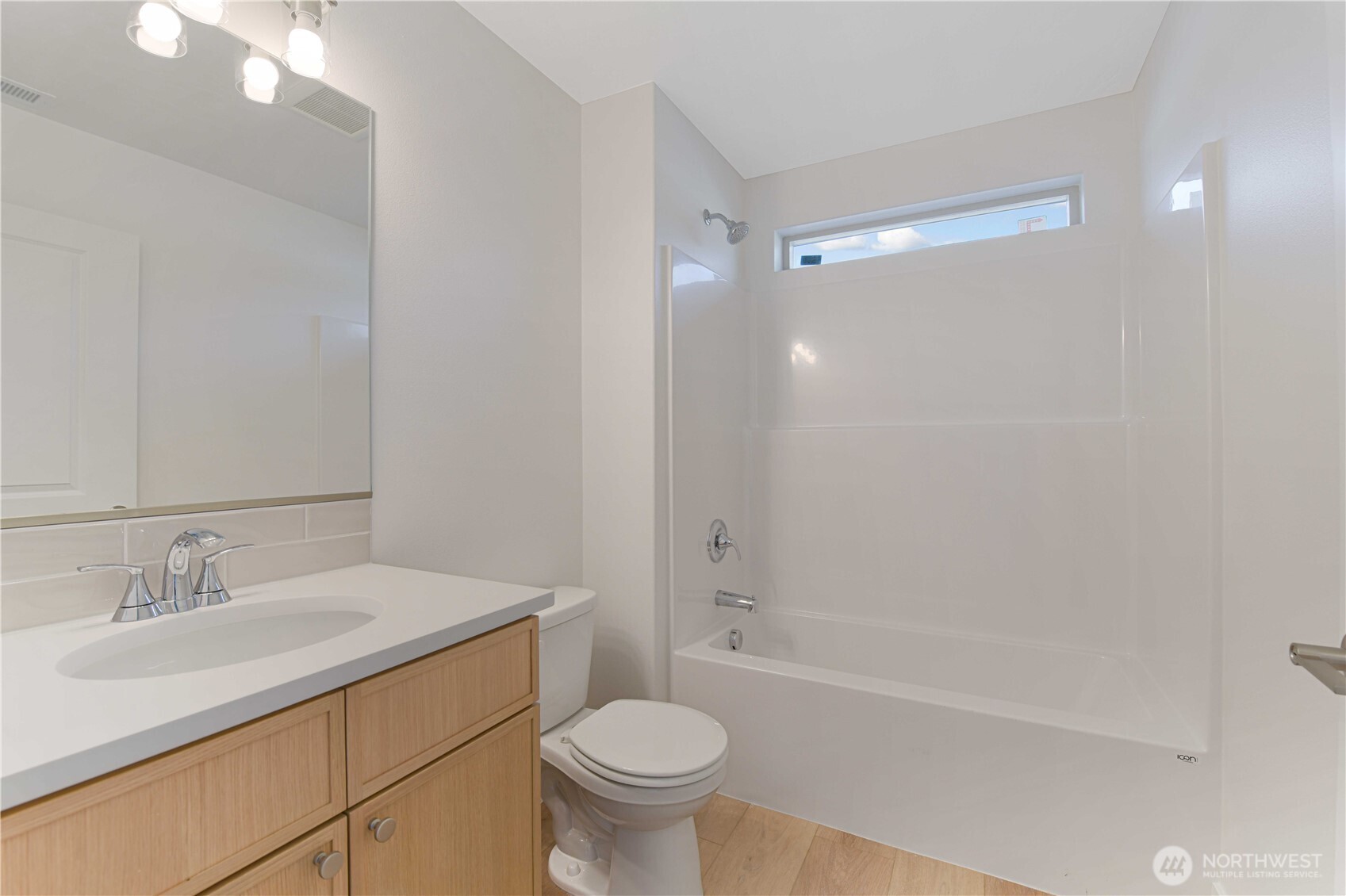 316 N Montana Street , Moses Lake, WA 98837