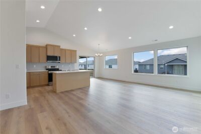 316 N Montana Street , Moses Lake, WA 98837 - Photo 6