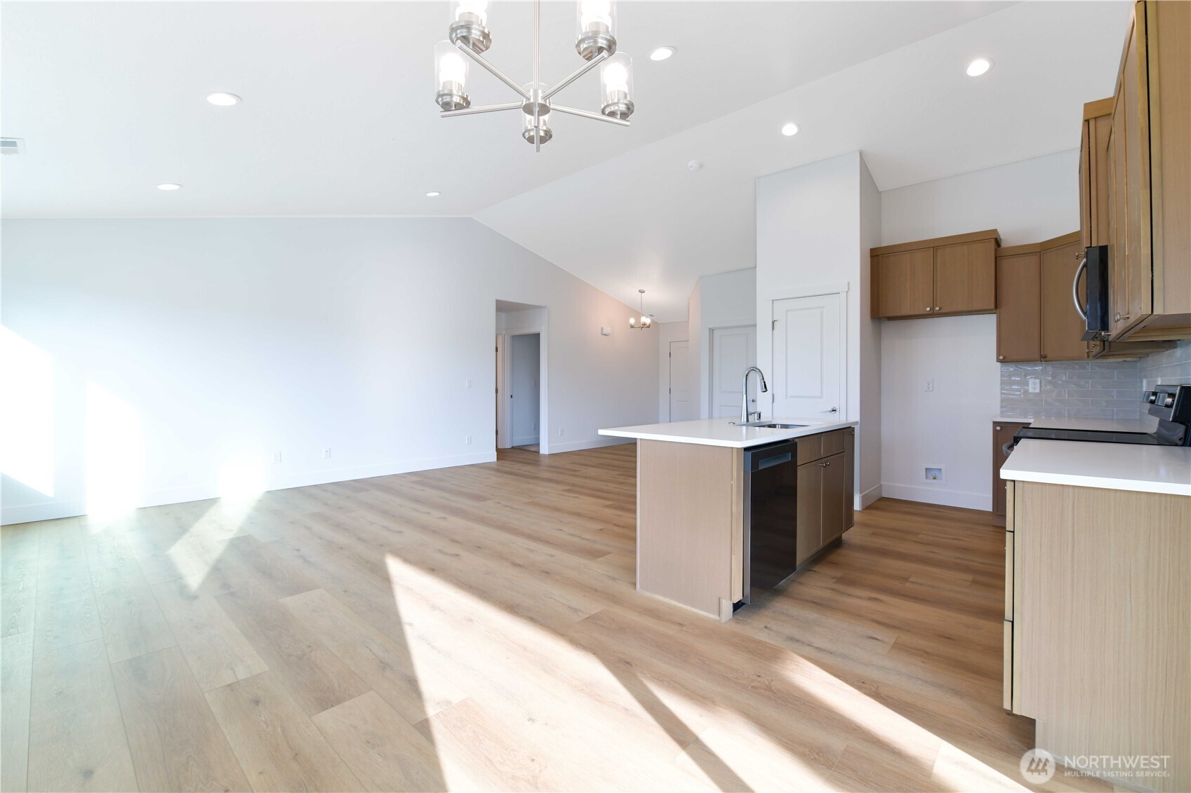 316 N Montana Street , Moses Lake, WA 98837