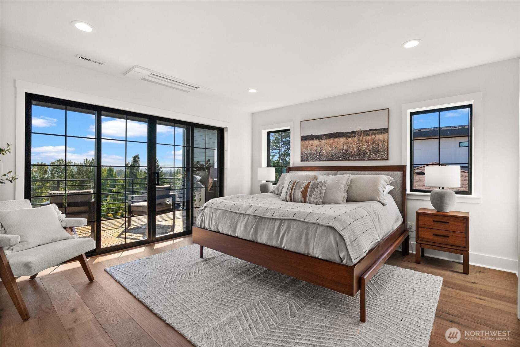 6917 57th Avenue NE, Seattle, WA 98115