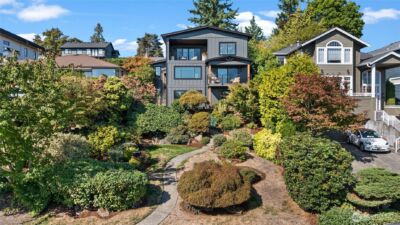 6917 57th Avenue NE, Seattle, WA 98115 - Photo 2