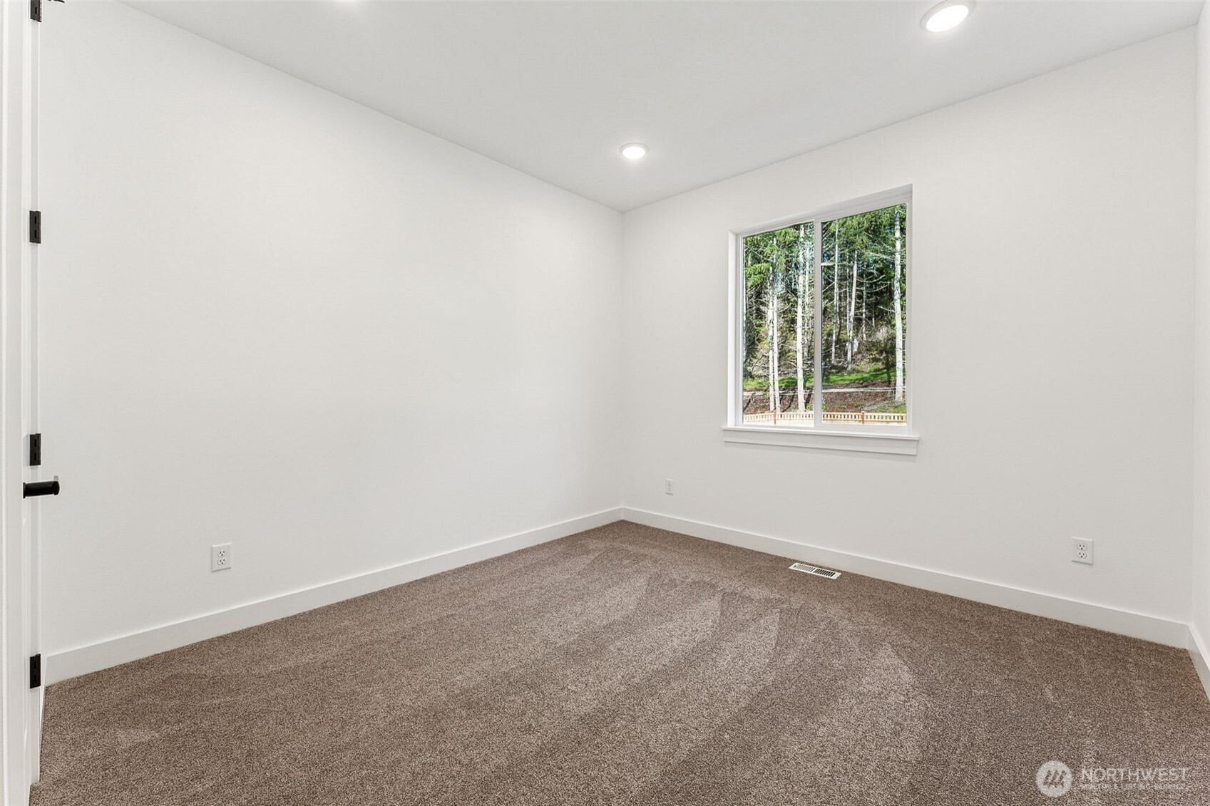 15814 210th Avenue E #310, Bonney Lake, WA 98391