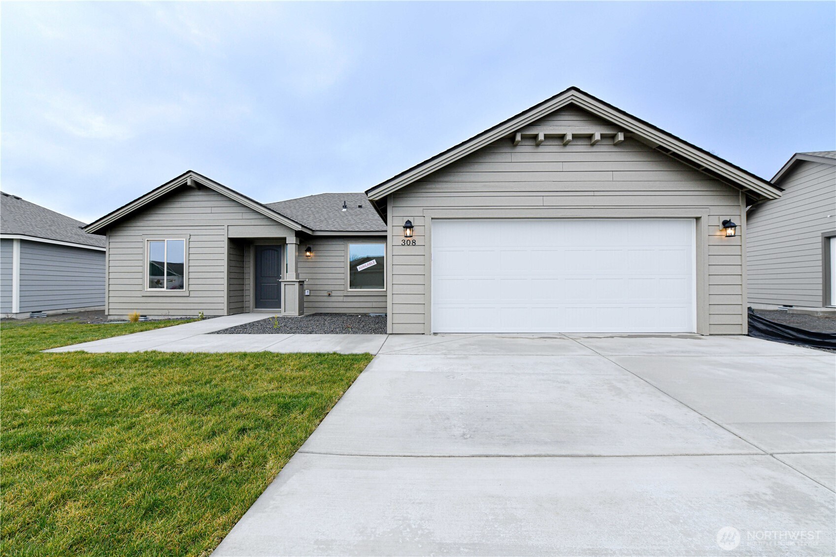 308 N Sandy Loop , Moses Lake, WA 98837