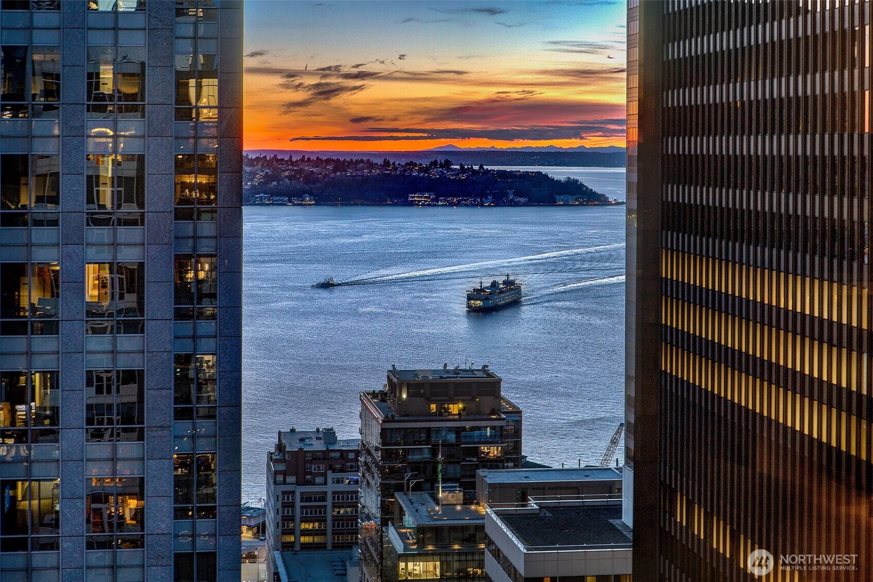 909 5th Avenue #2301, Seattle, WA 98164