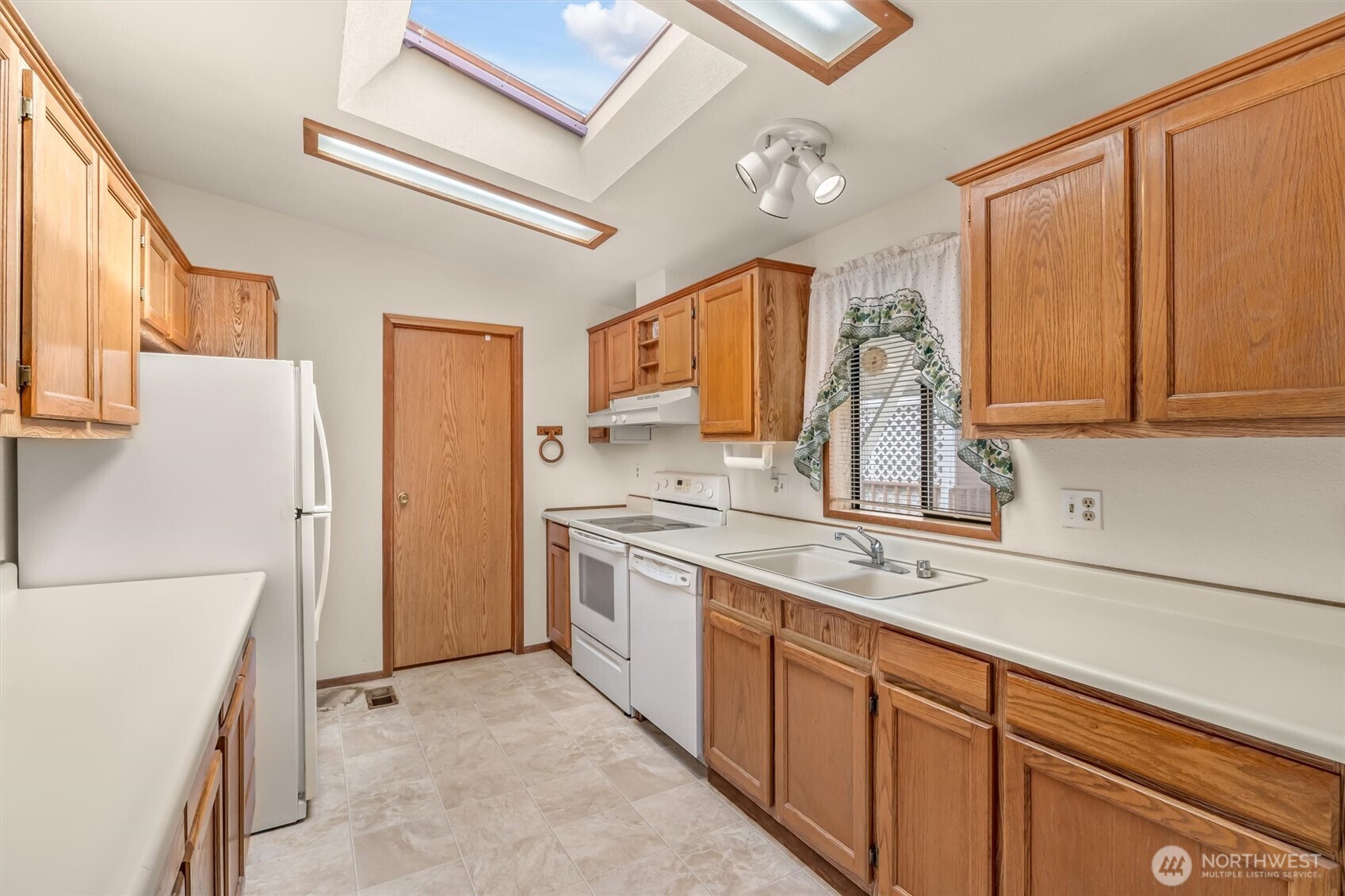 5900 64th Street NE #132, Marysville, WA 98270