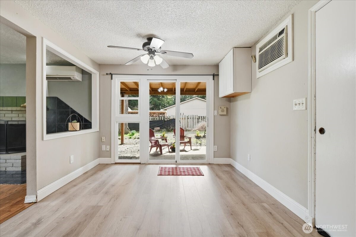 1305 NE 129th Avenue , Vancouver, WA 98684