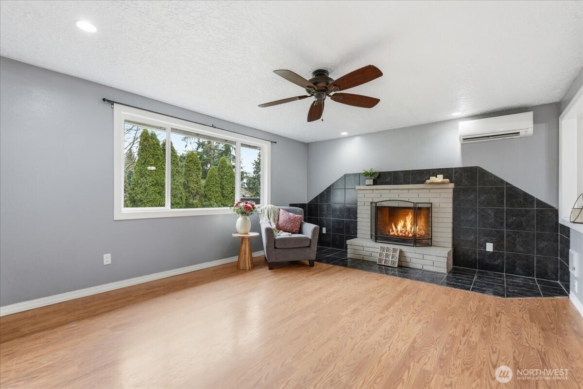 1305 NE 129th Avenue , Vancouver, WA 98684