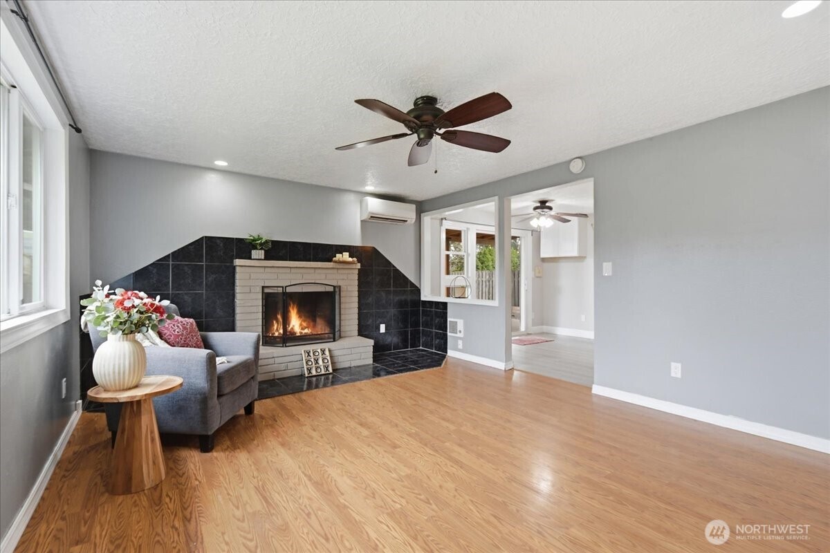 1305 NE 129th Avenue , Vancouver, WA 98684