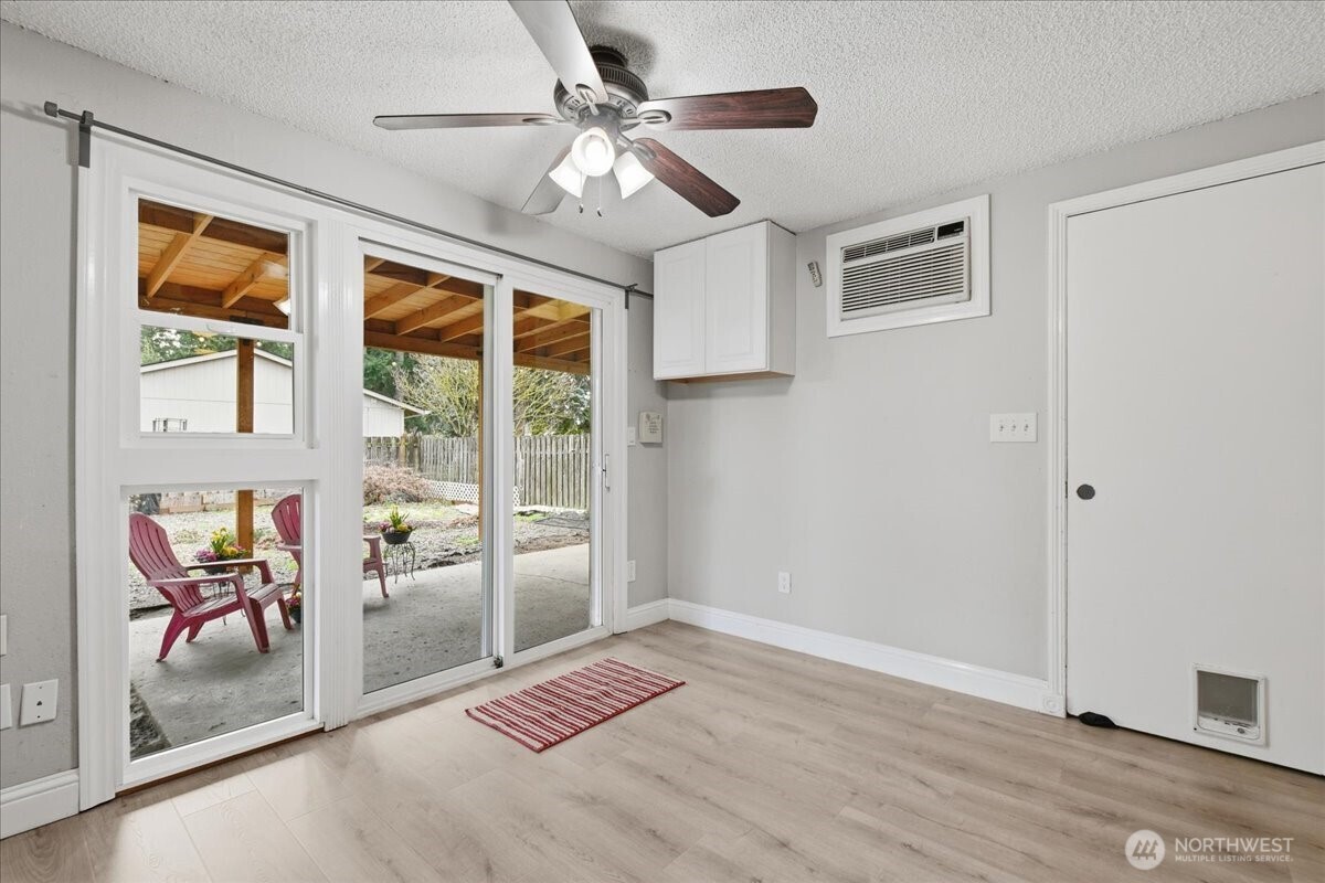 1305 NE 129th Avenue , Vancouver, WA 98684