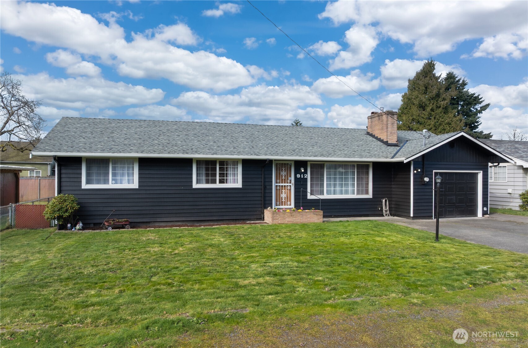 912 9th Street NW, Puyallup, WA 98371