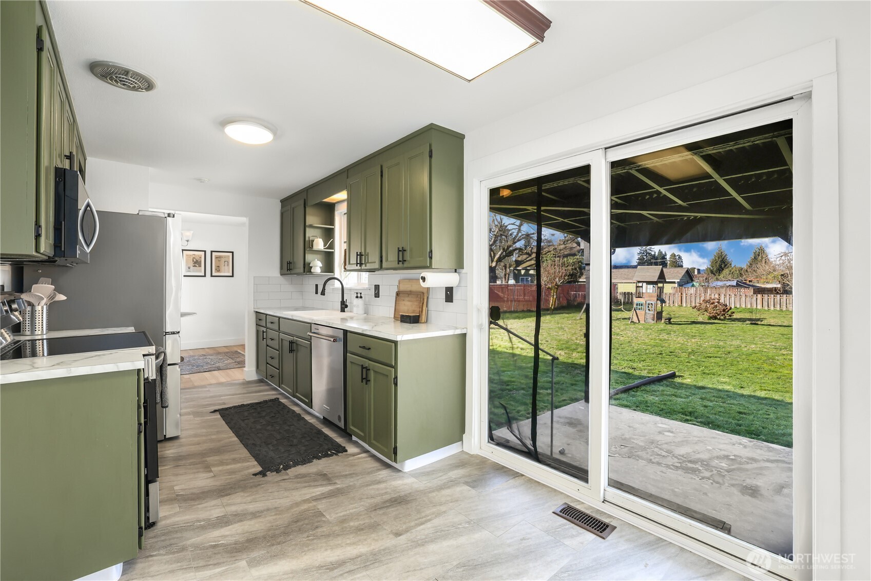 912 9th Street NW, Puyallup, WA 98371