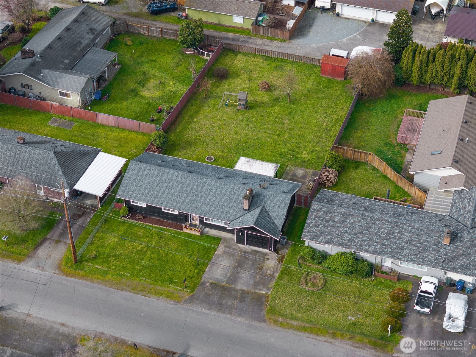 912 9th Street NW, Puyallup, WA 98371