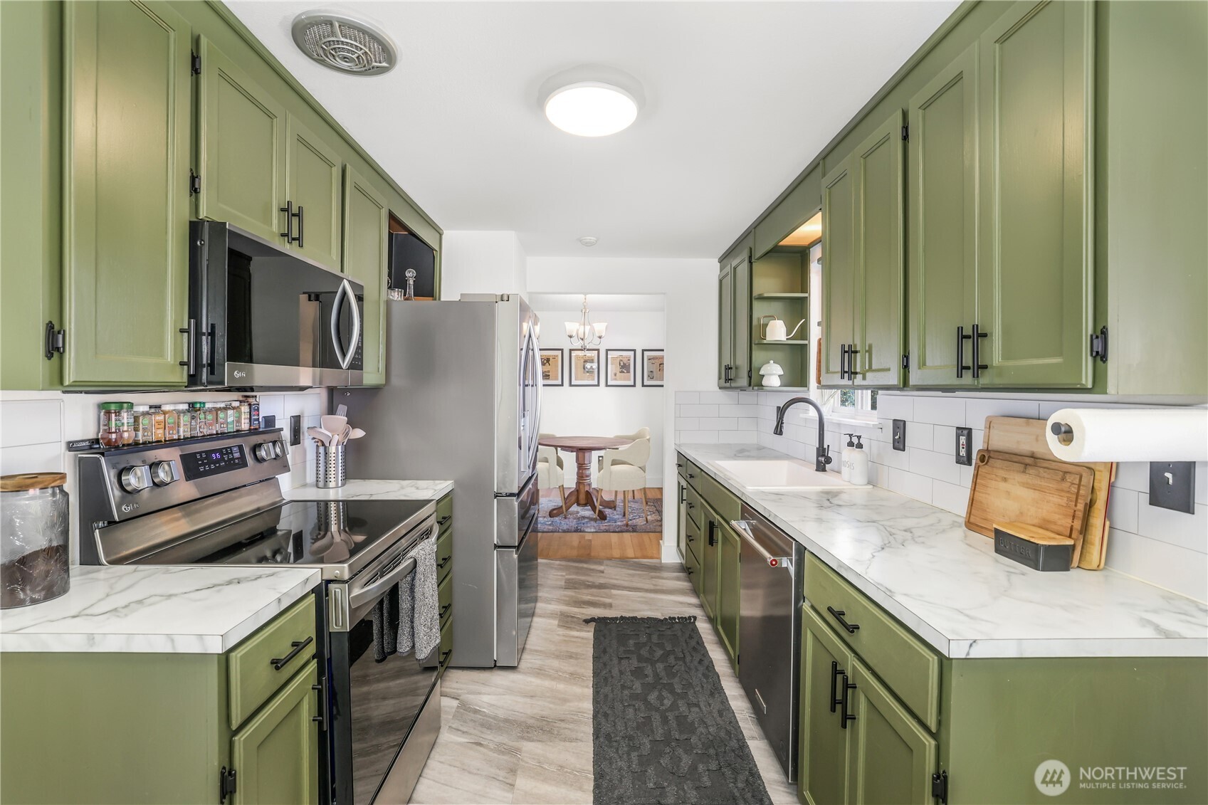 912 9th Street NW, Puyallup, WA 98371