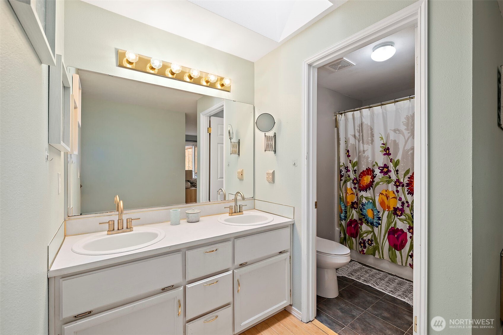 25920 202nd Avenue SE, Covington, WA 98042