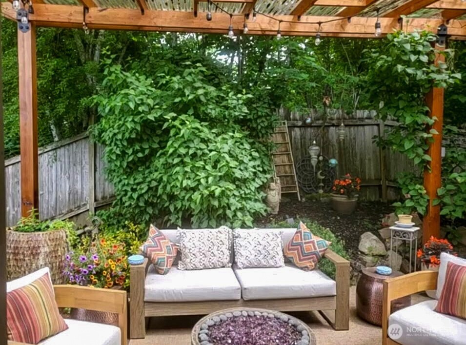 25920 202nd Avenue SE, Covington, WA 98042