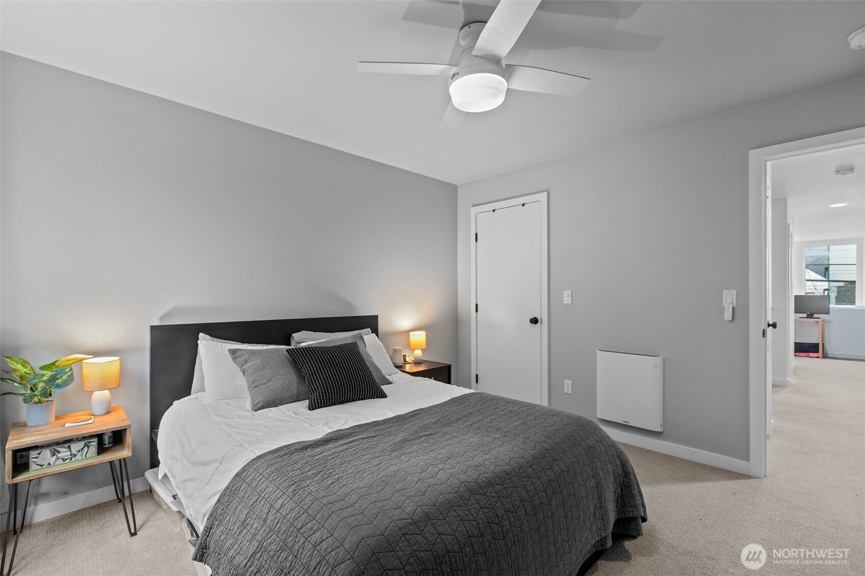 806 NW 50th Street #B, Seattle, WA 98107