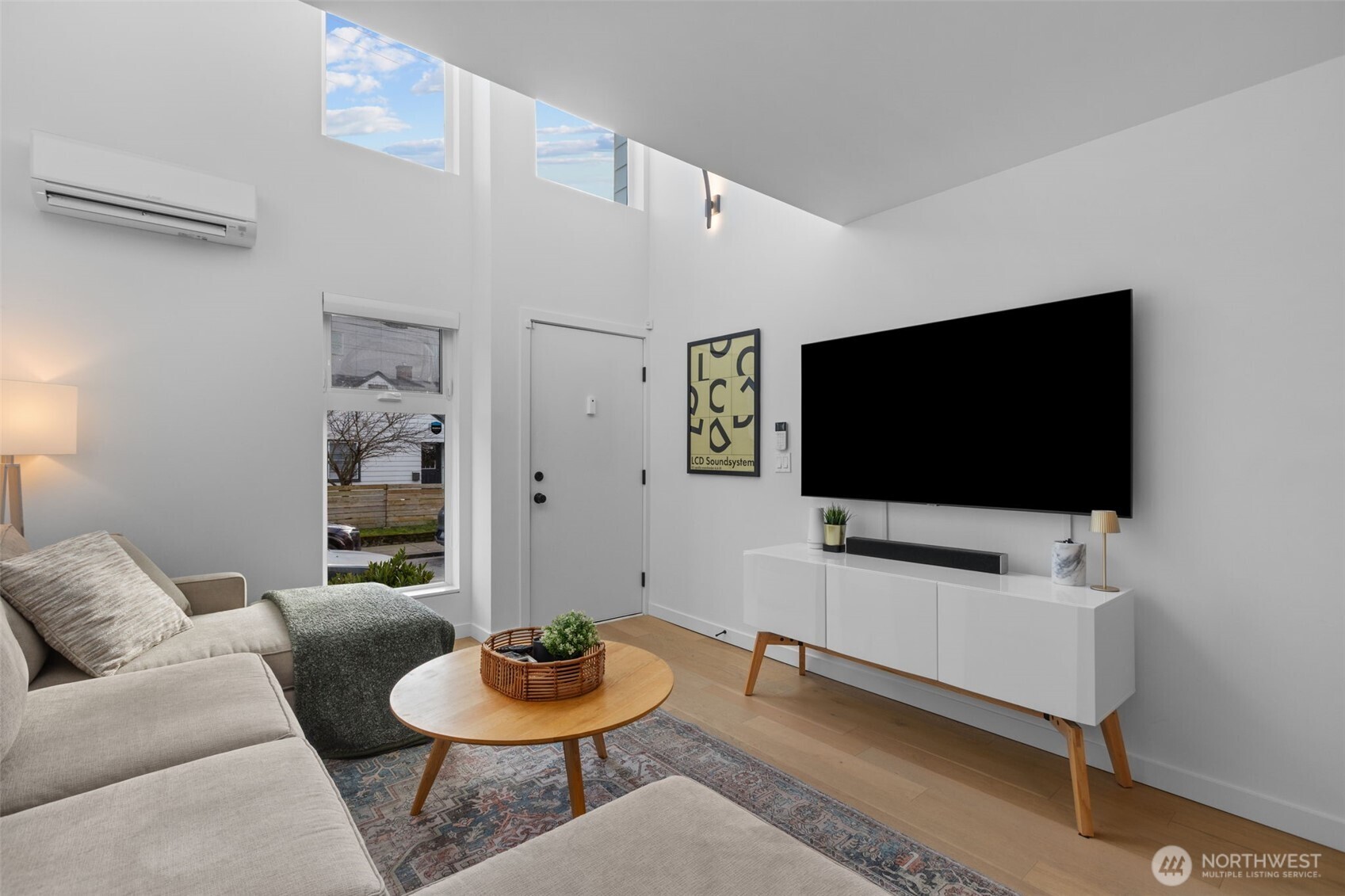 806 NW 50th Street #B, Seattle, WA 98107