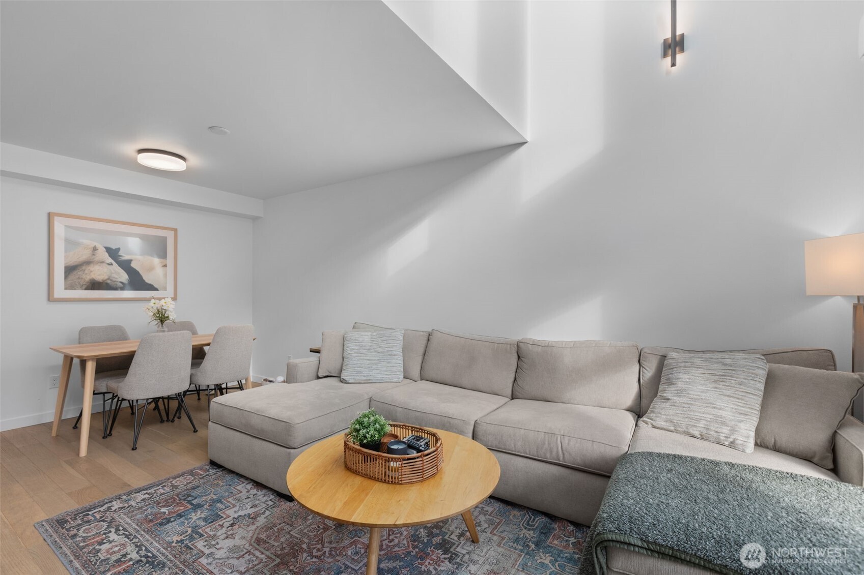 806 NW 50th Street #B, Seattle, WA 98107