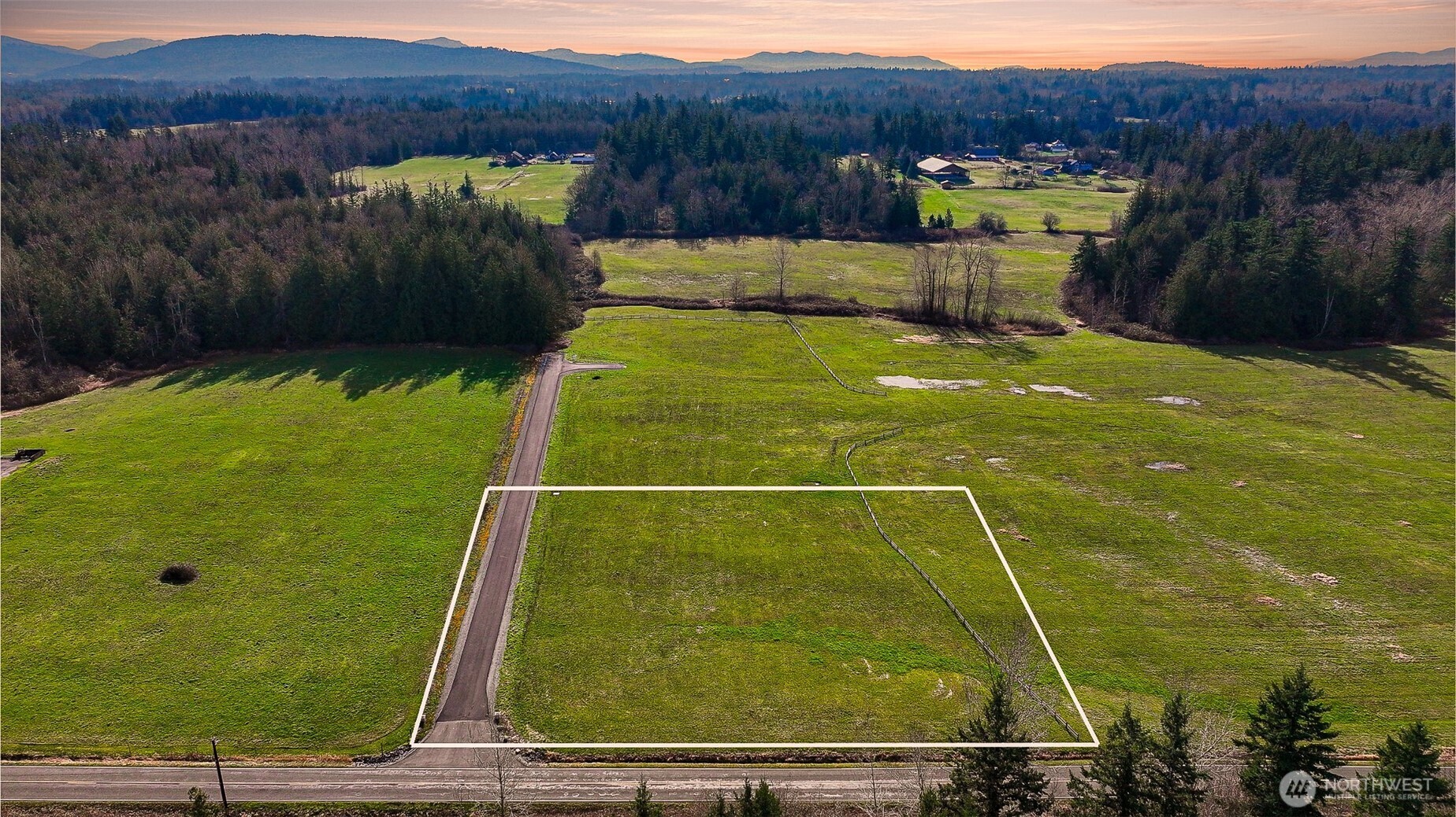 1375 Ten Mile Road , Everson, WA 98247