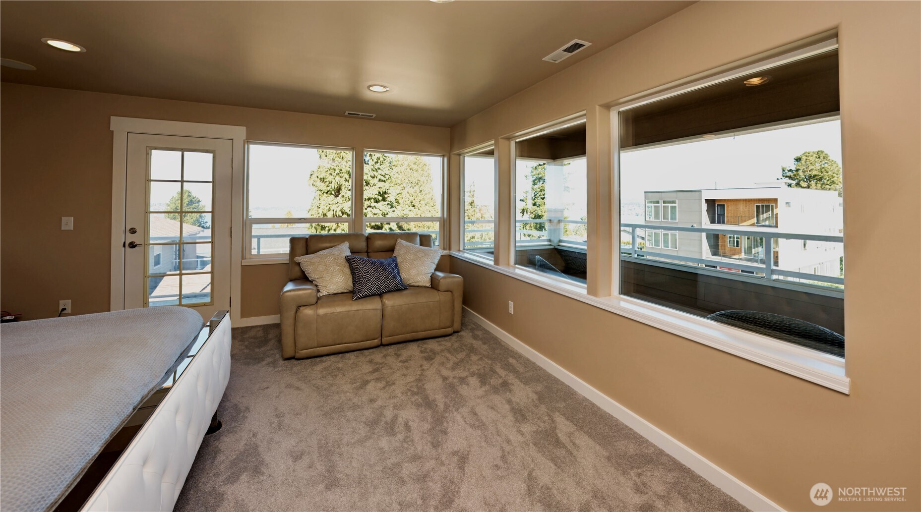 11031 Cornell Avenue S, Seattle, WA 98178-3114