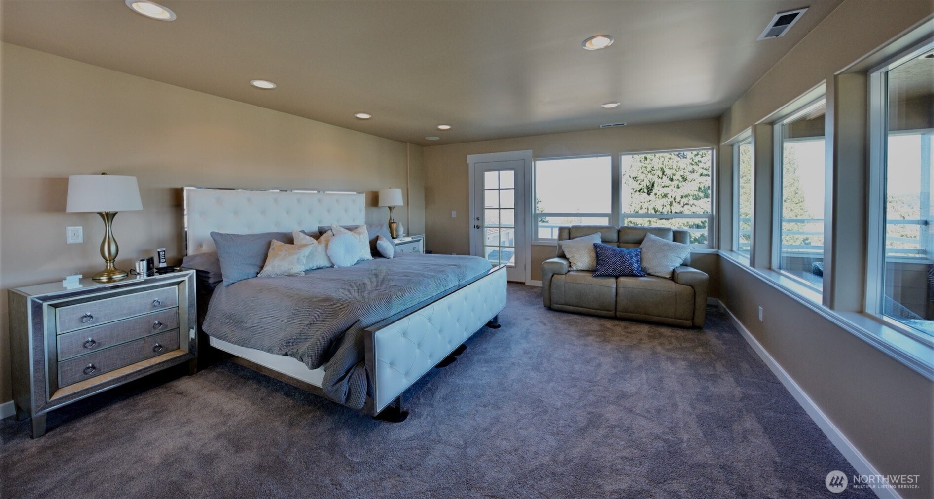 11031 Cornell Avenue S, Seattle, WA 98178-3114