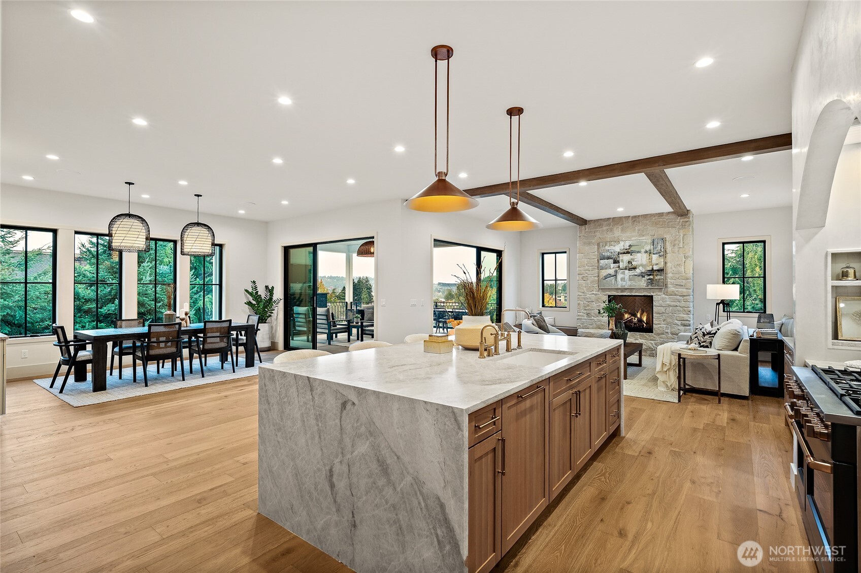 4103 43rd Avenue NE, Seattle, WA 98105