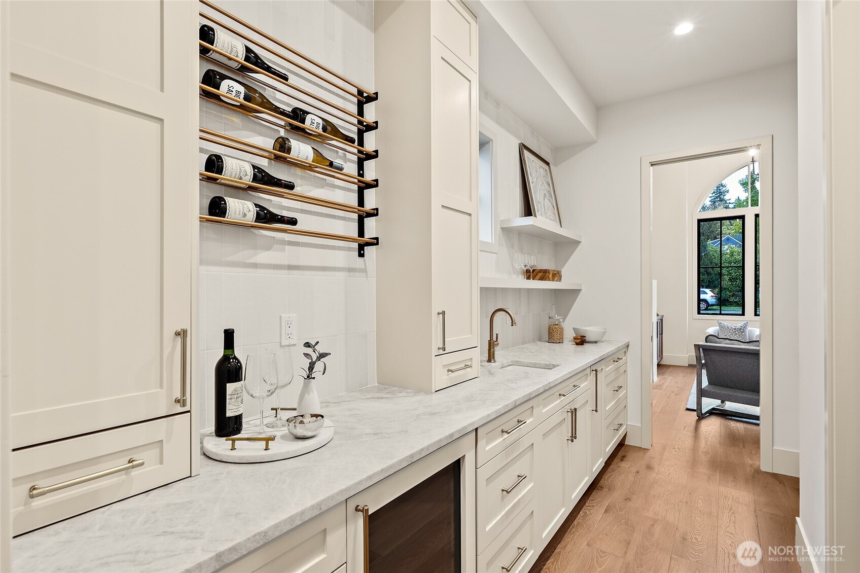 4103 43rd Avenue NE, Seattle, WA 98105