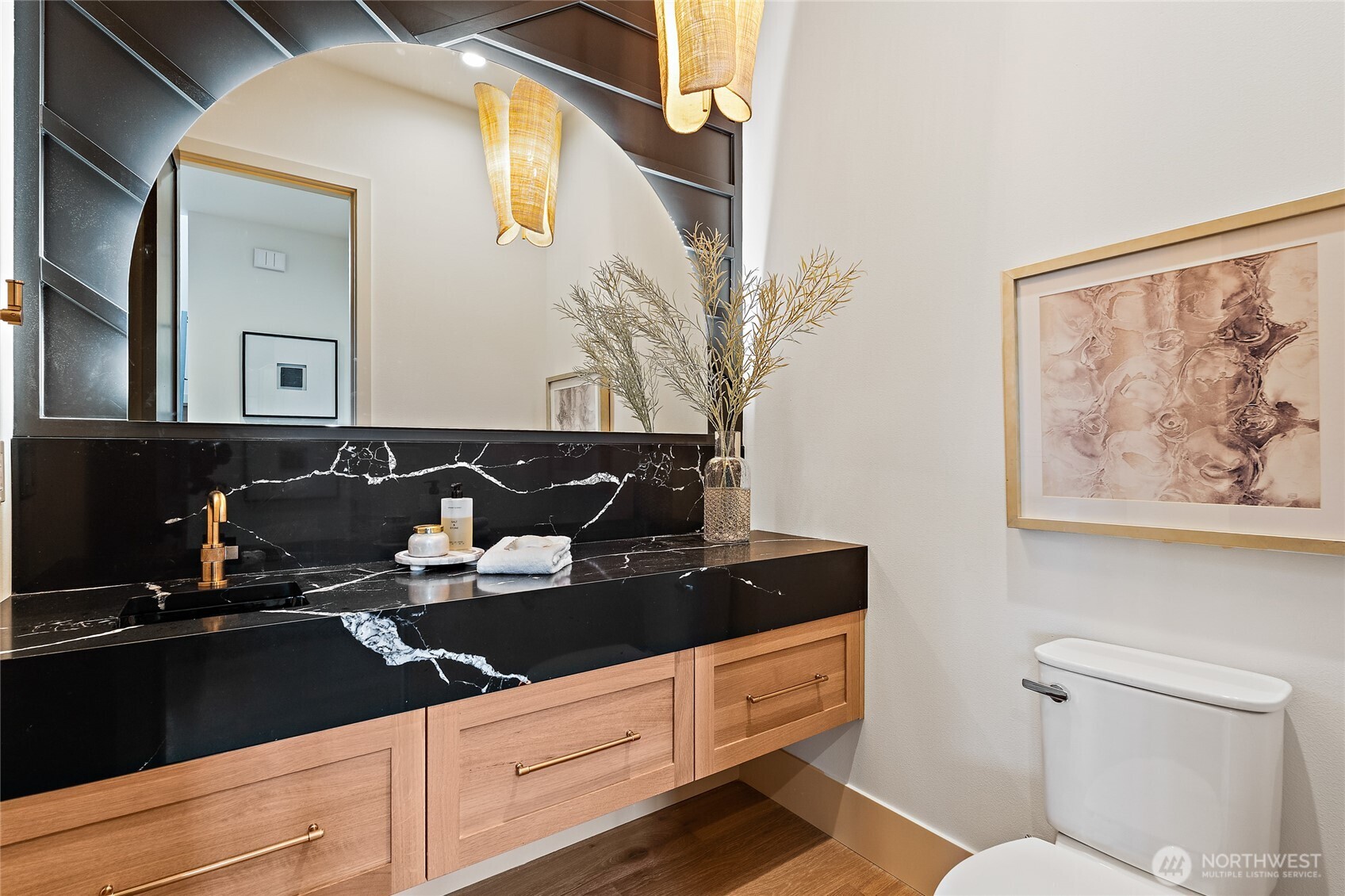 4103 43rd Avenue NE, Seattle, WA 98105