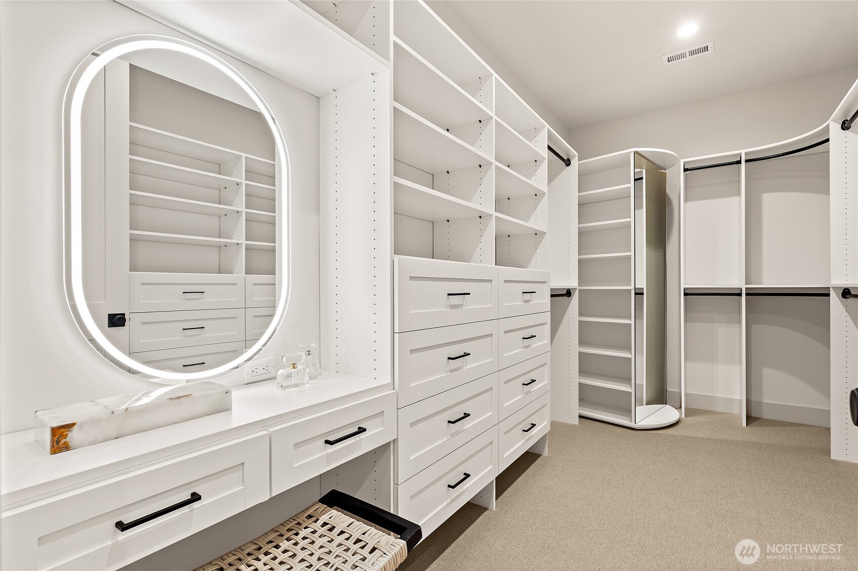 4103 43rd Avenue NE, Seattle, WA 98105