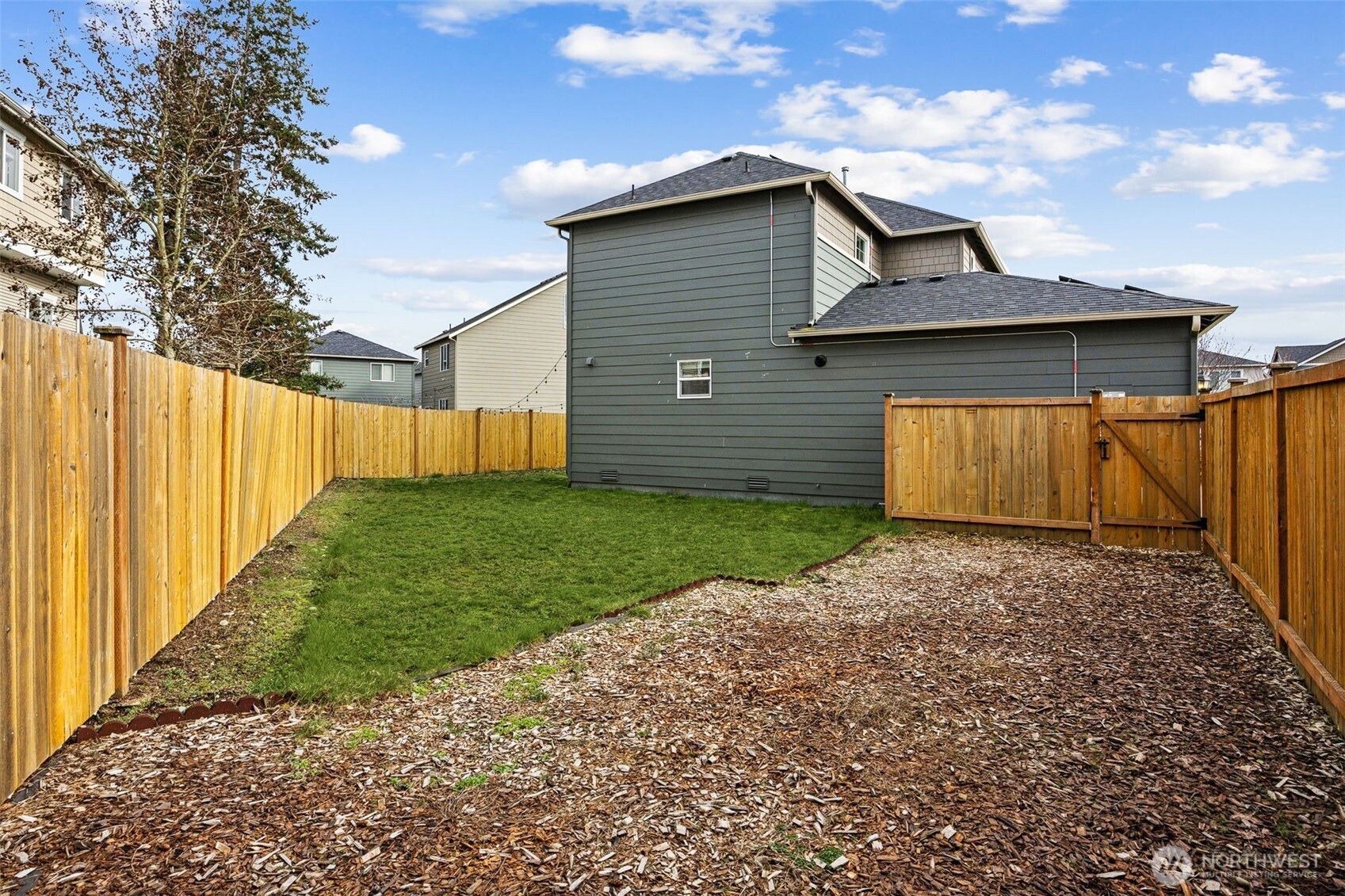 10735 183rd Street E, Puyallup, WA 98374