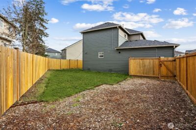 10735 183rd Street E, Puyallup, WA 98374 - Photo 19