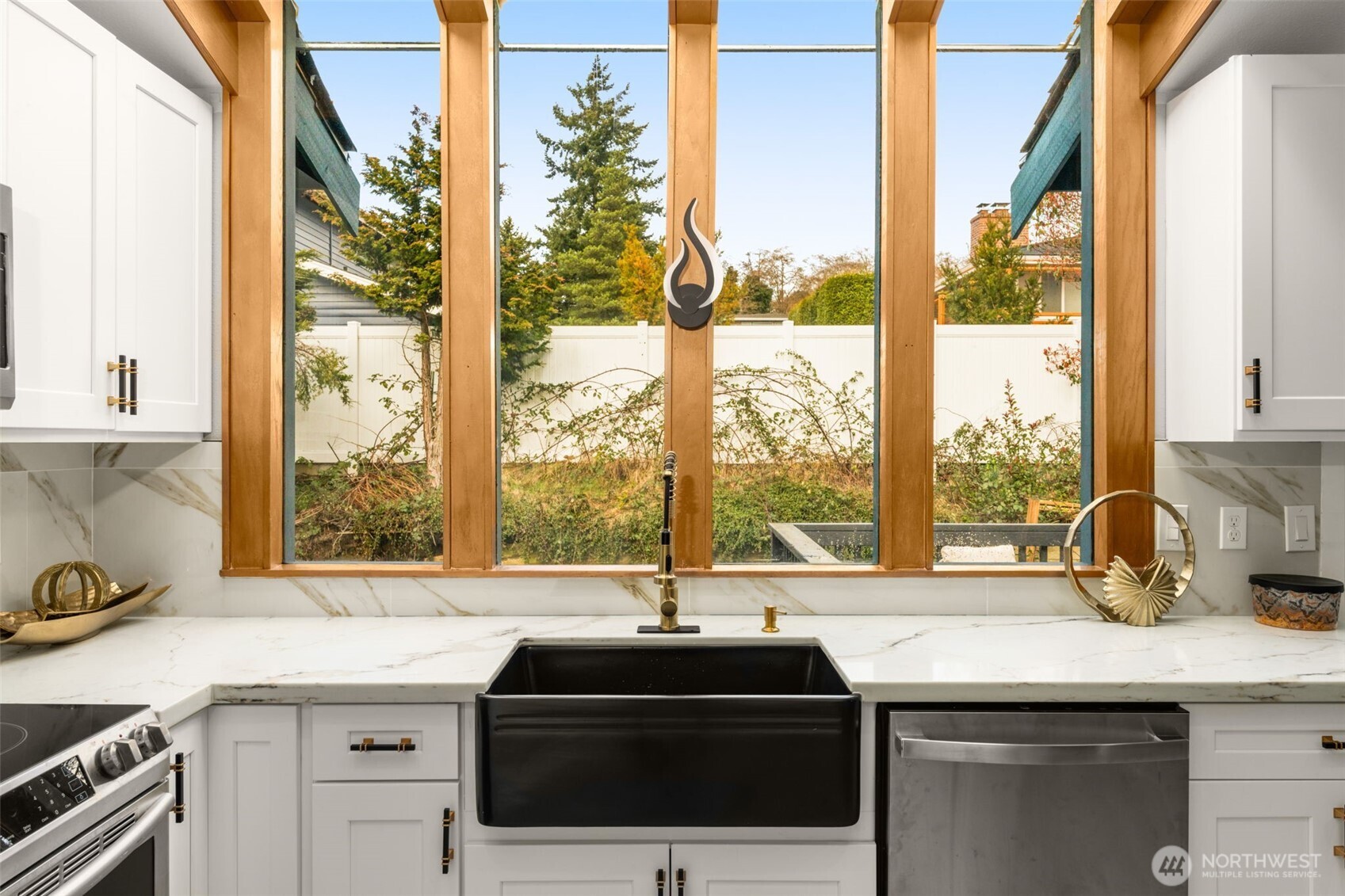 1755 57th Street NE, Tacoma, WA 98422