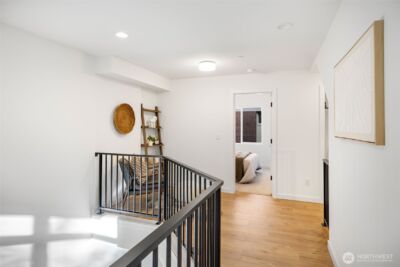 2110 1st Avenue N, Seattle, WA 98109 - Photo 15