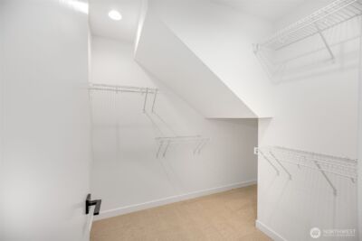 2110 1st Avenue N, Seattle, WA 98109 - Photo 23