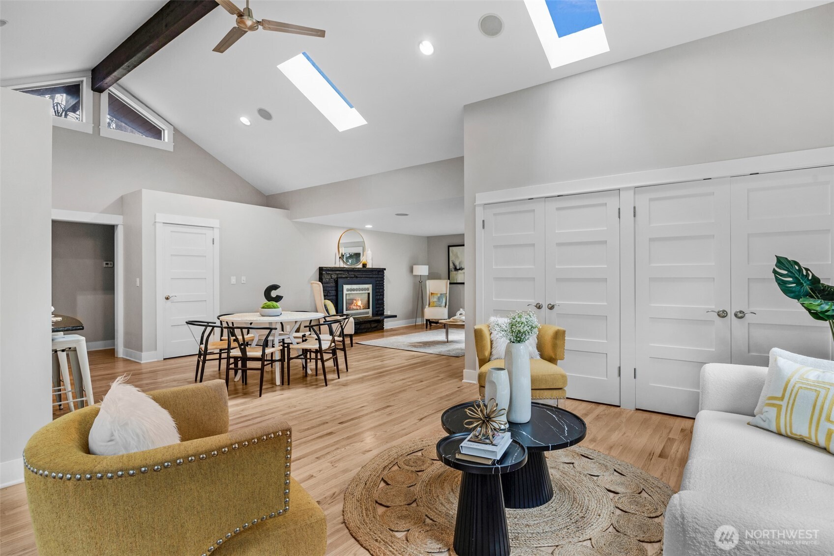 23619 5th Avenue W, Bothell, WA 98021