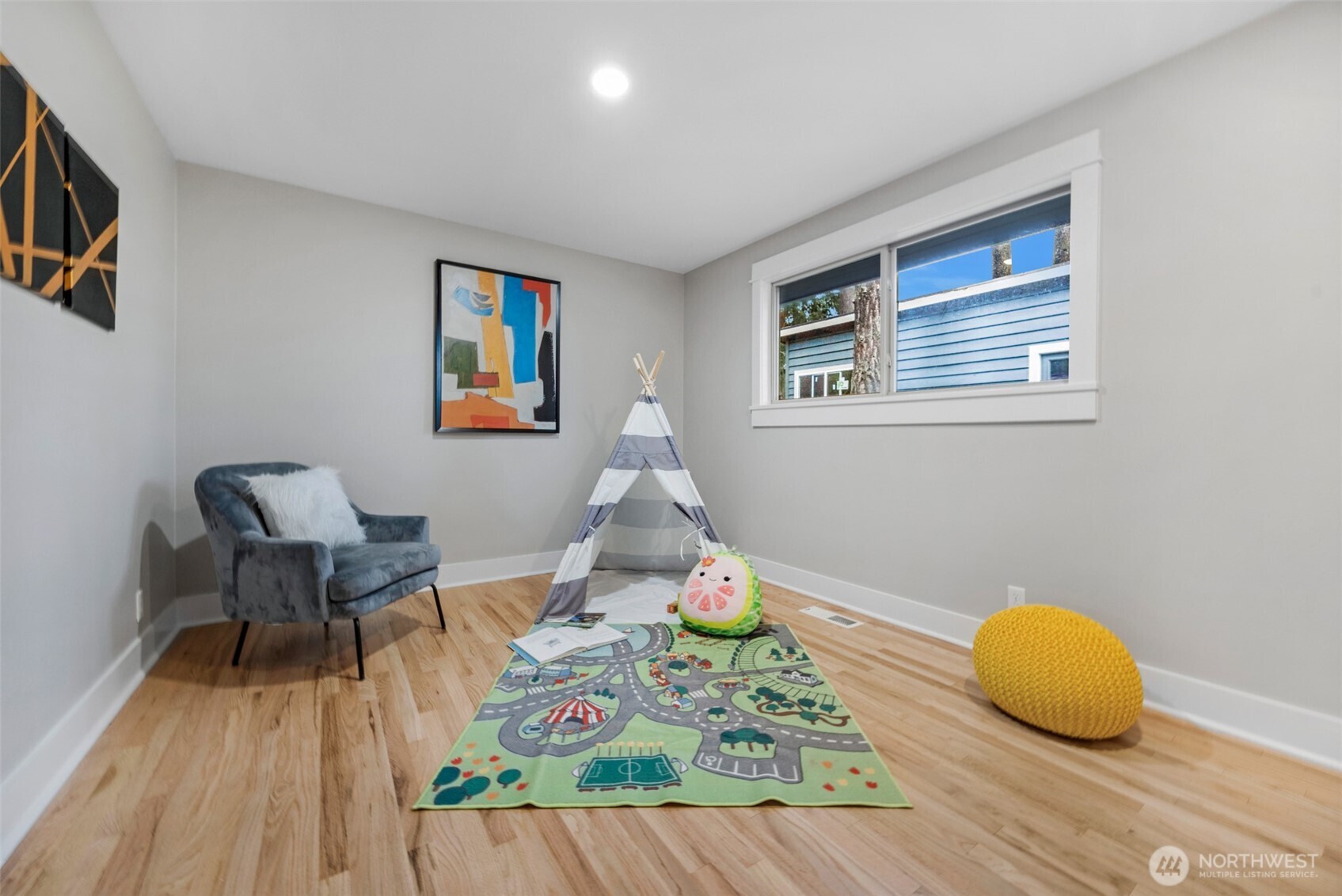 23619 5th Avenue W, Bothell, WA 98021