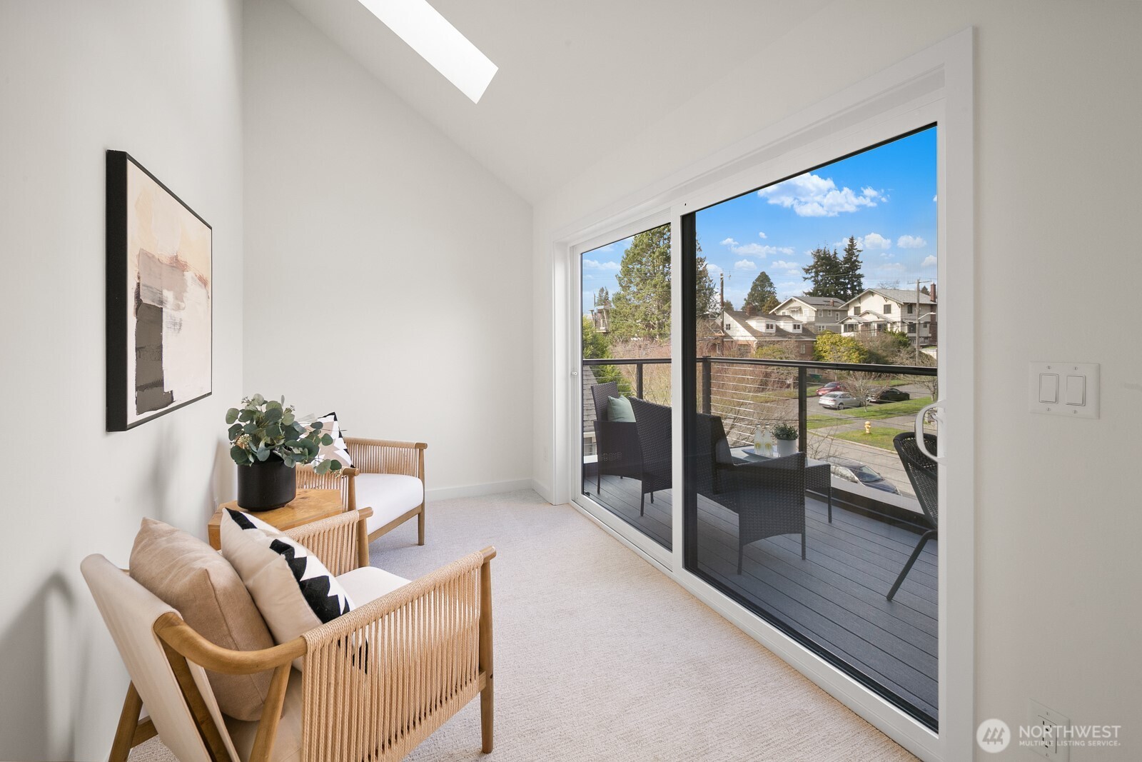 2851 NW 70th Street , Seattle, WA 98117