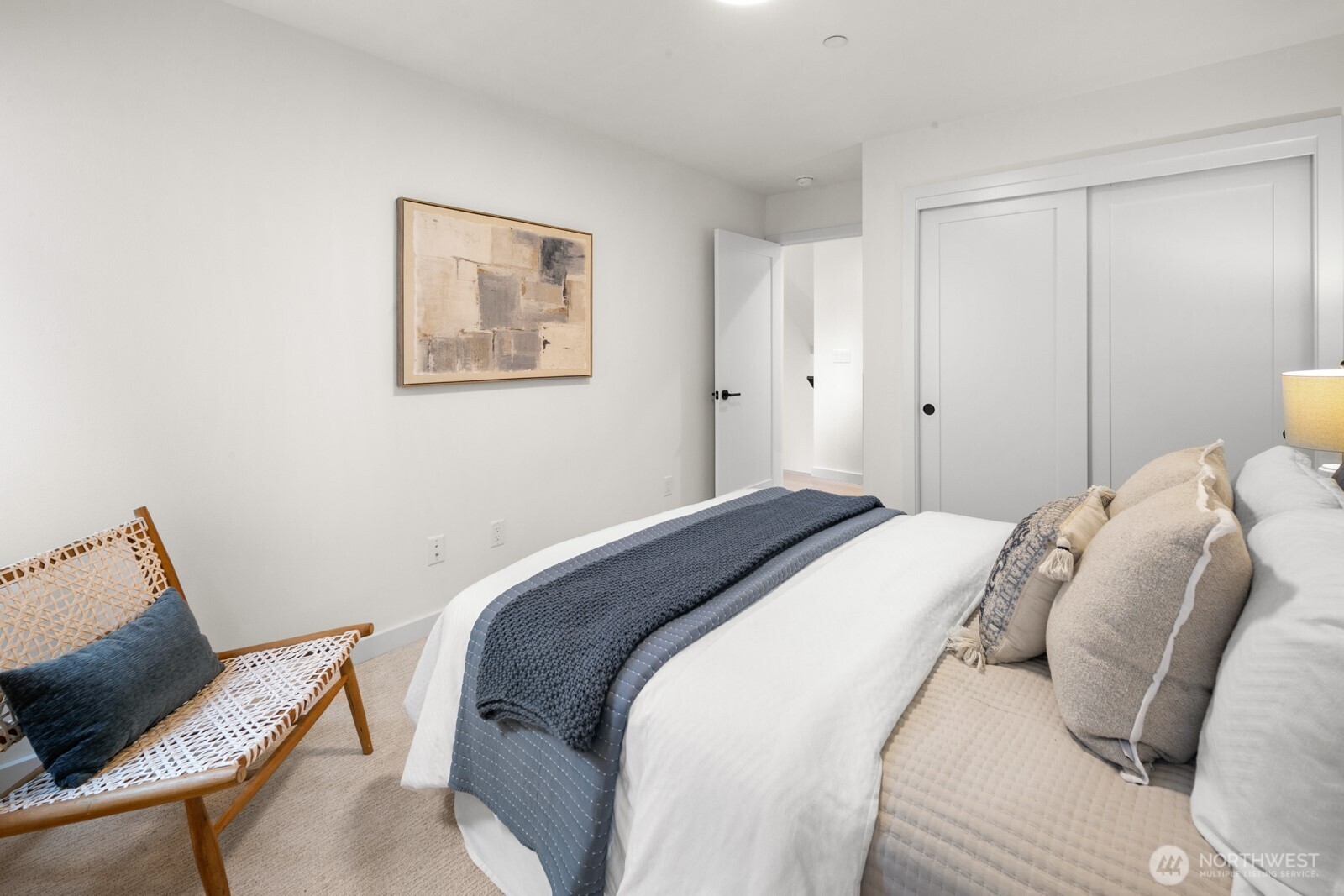 2851 NW 70th Street , Seattle, WA 98117