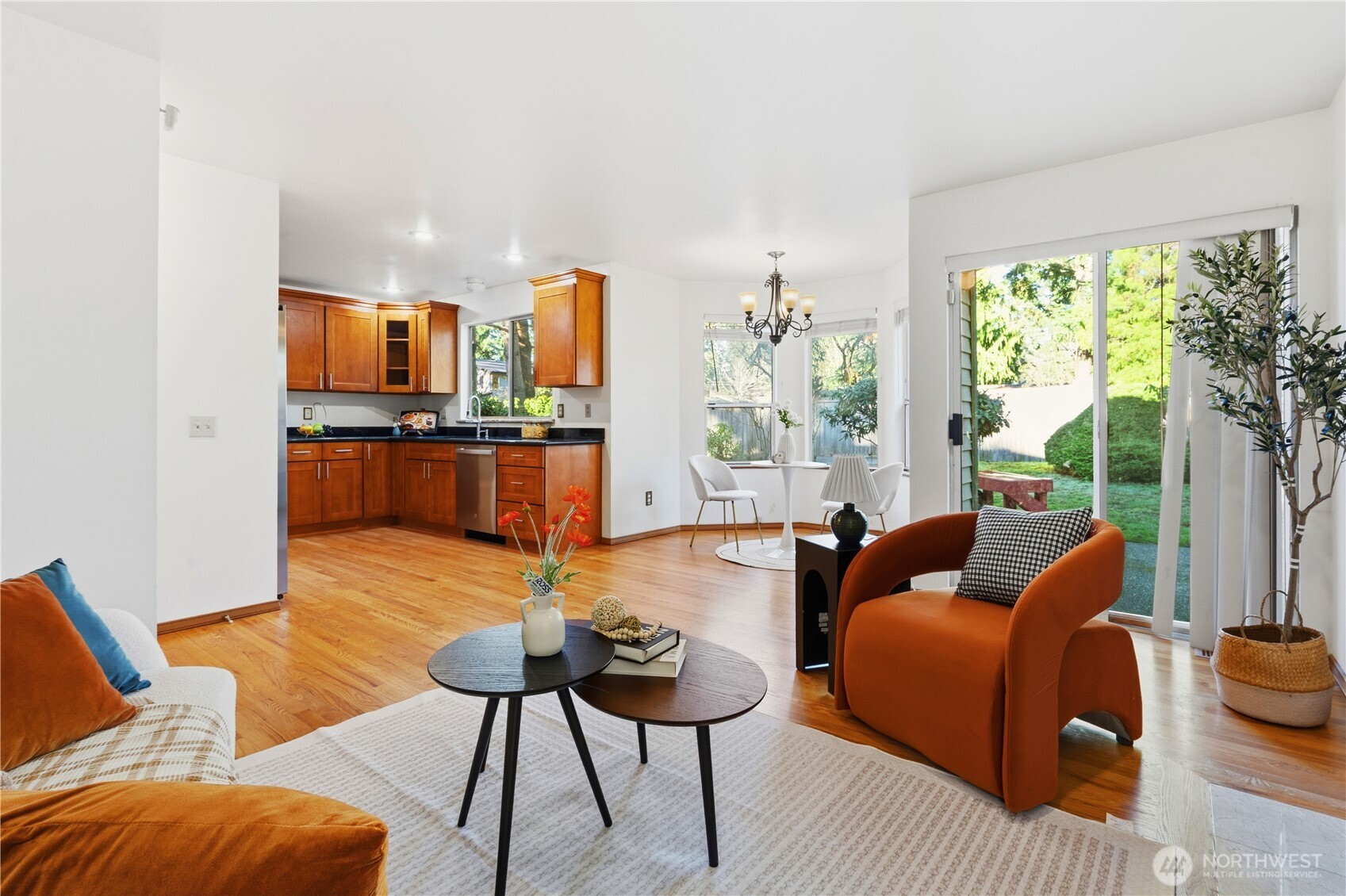 13010 NE 103rd Place , Kirkland, WA 98033