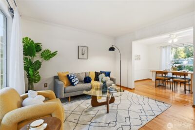 13010 NE 103rd Place , Kirkland, WA 98033 - Photo 2