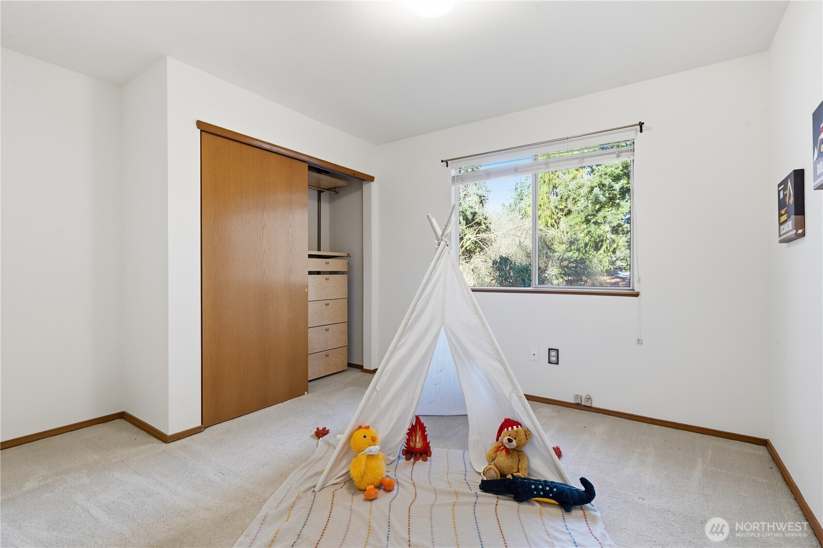 13010 NE 103rd Place , Kirkland, WA 98033