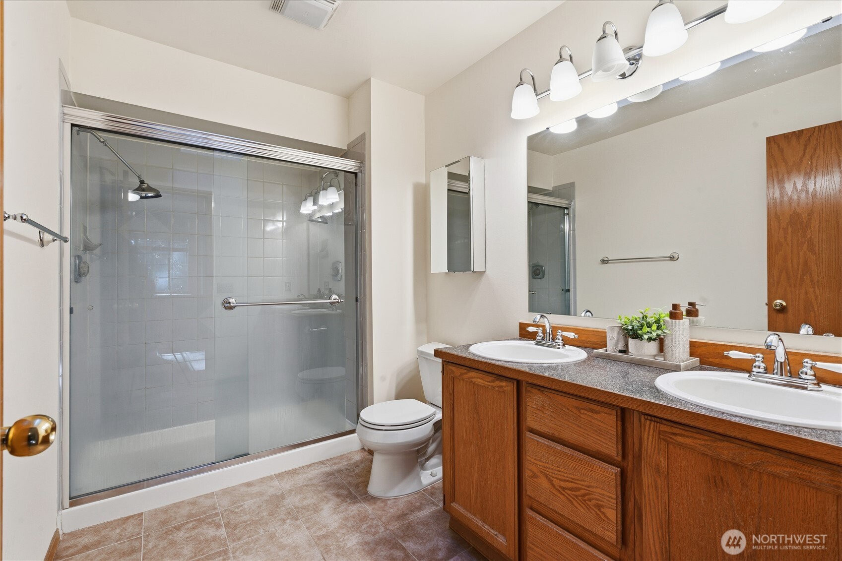 13010 NE 103rd Place , Kirkland, WA 98033