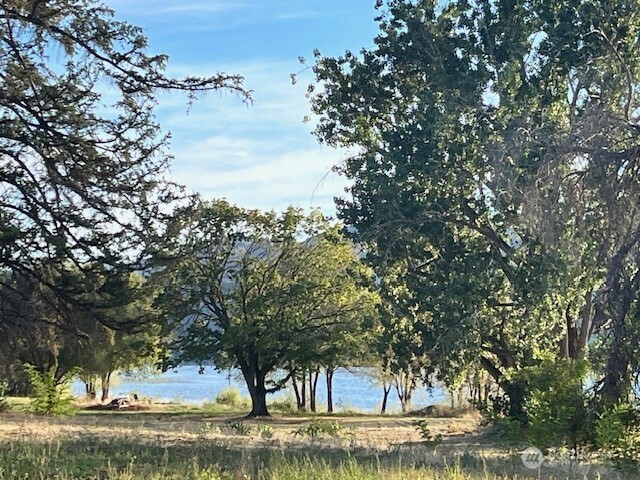 1911 Main Street , Oroville, WA 98844