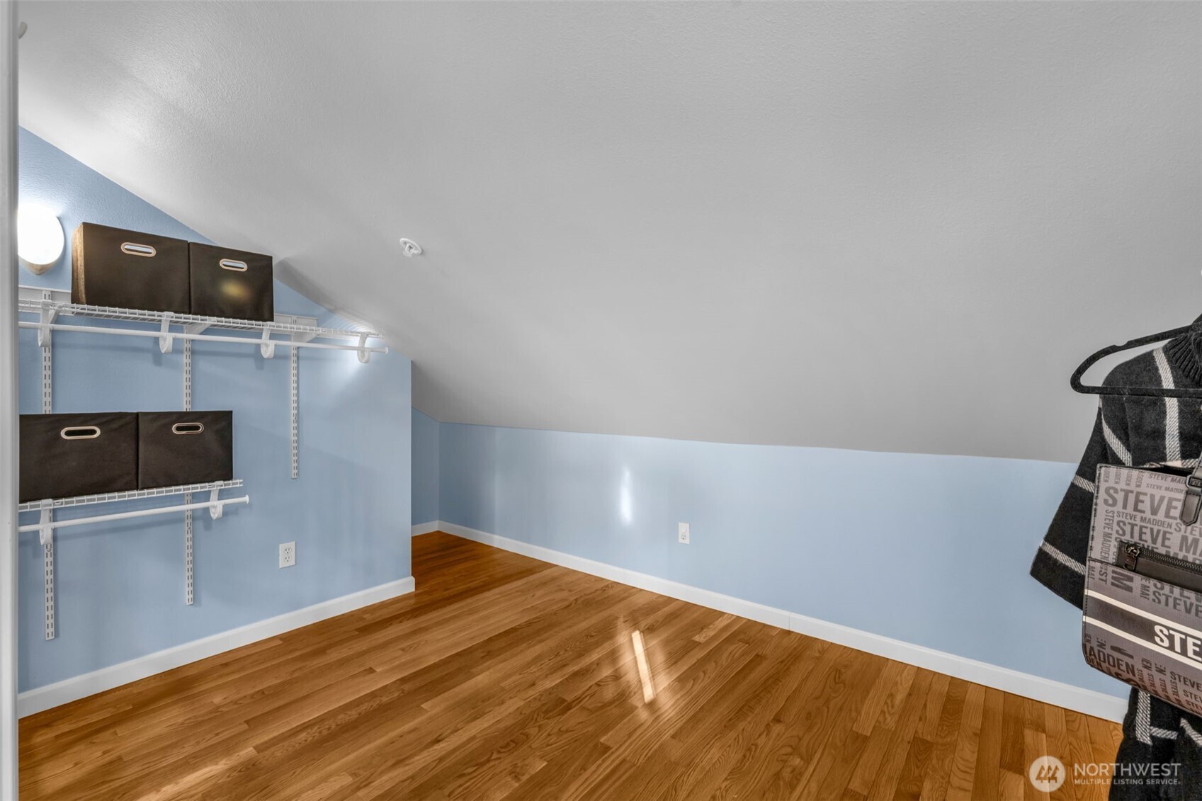 1541 Cherrylane Place S #1541, Seattle, WA 98144